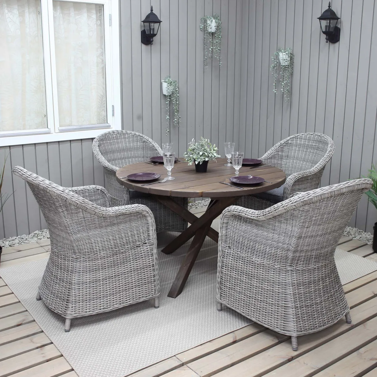 Ø 112 cm bord & 4 Belize grå stolar