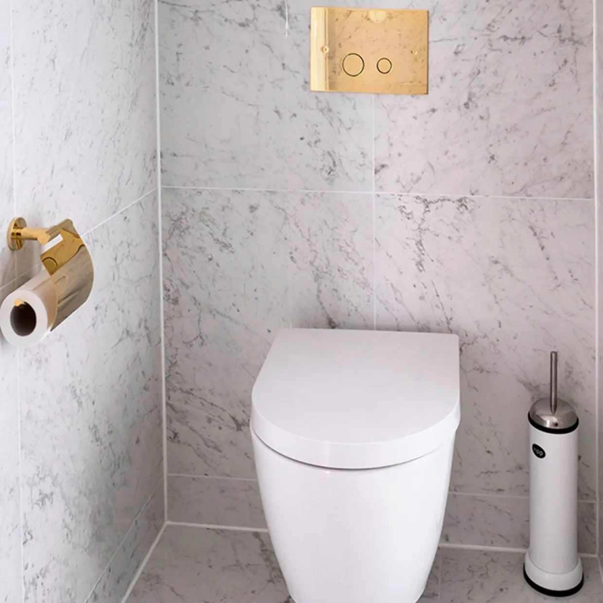 Bianco Carrara C Honed Vit 31x61 cm
