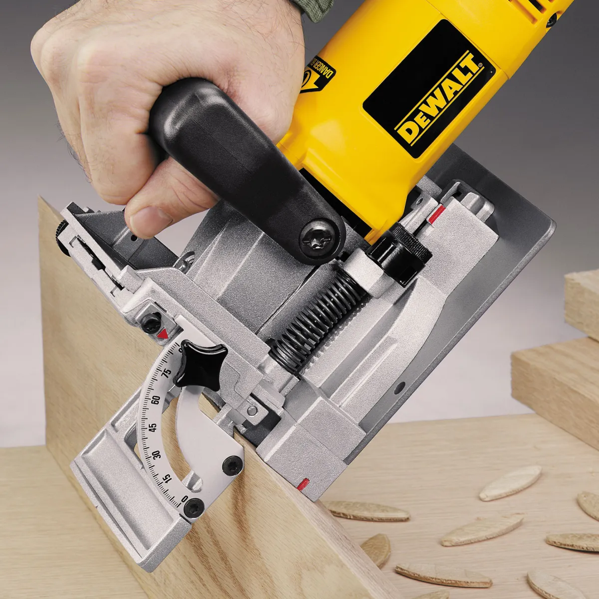 DW682K-QS 230 V*DeWalt Clearance