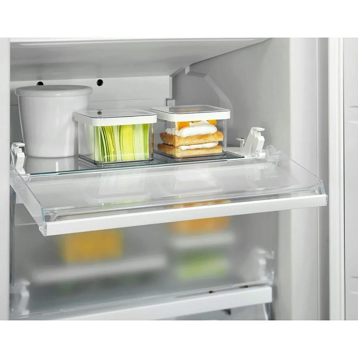 EUN7NE18S med No Frost och FastFreeze Teknologi*Electrolux Hot