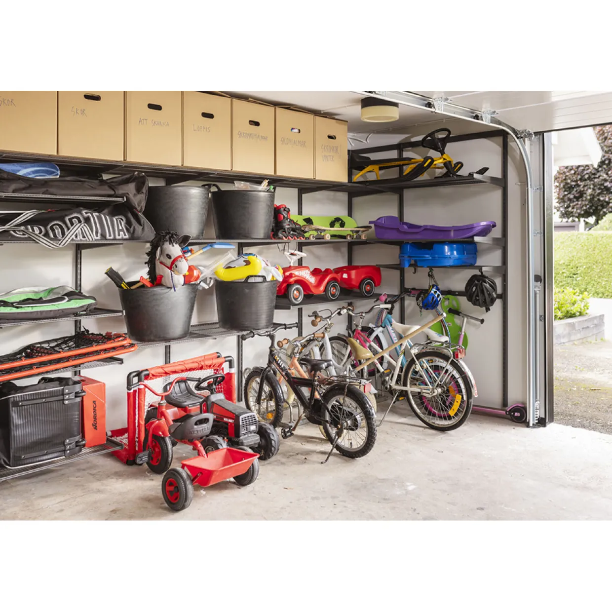 Garage+ B: 60 D: 52