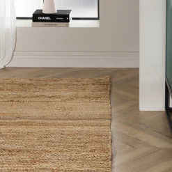 Hannes*Venture Home Outlet