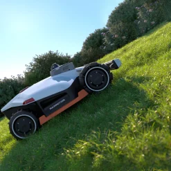 LUBA 3 AWD 5000 med Garage*Mammotion New