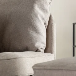 Madrid med Fotpall*Venture Home Sale