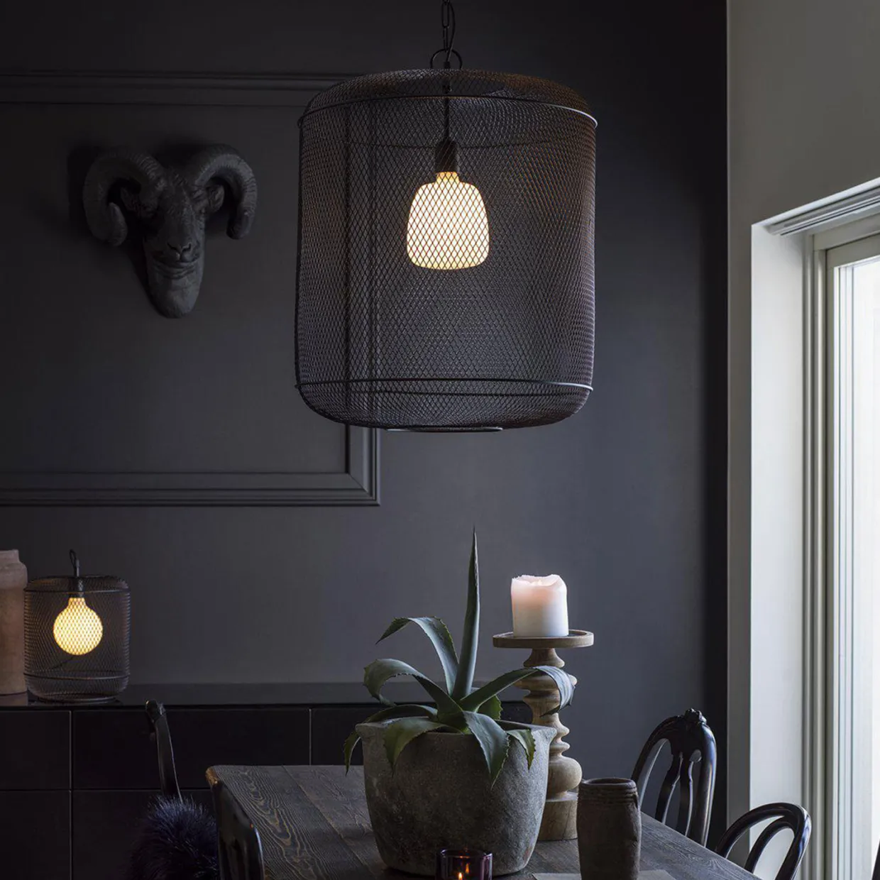 Matte LED Fil Globe