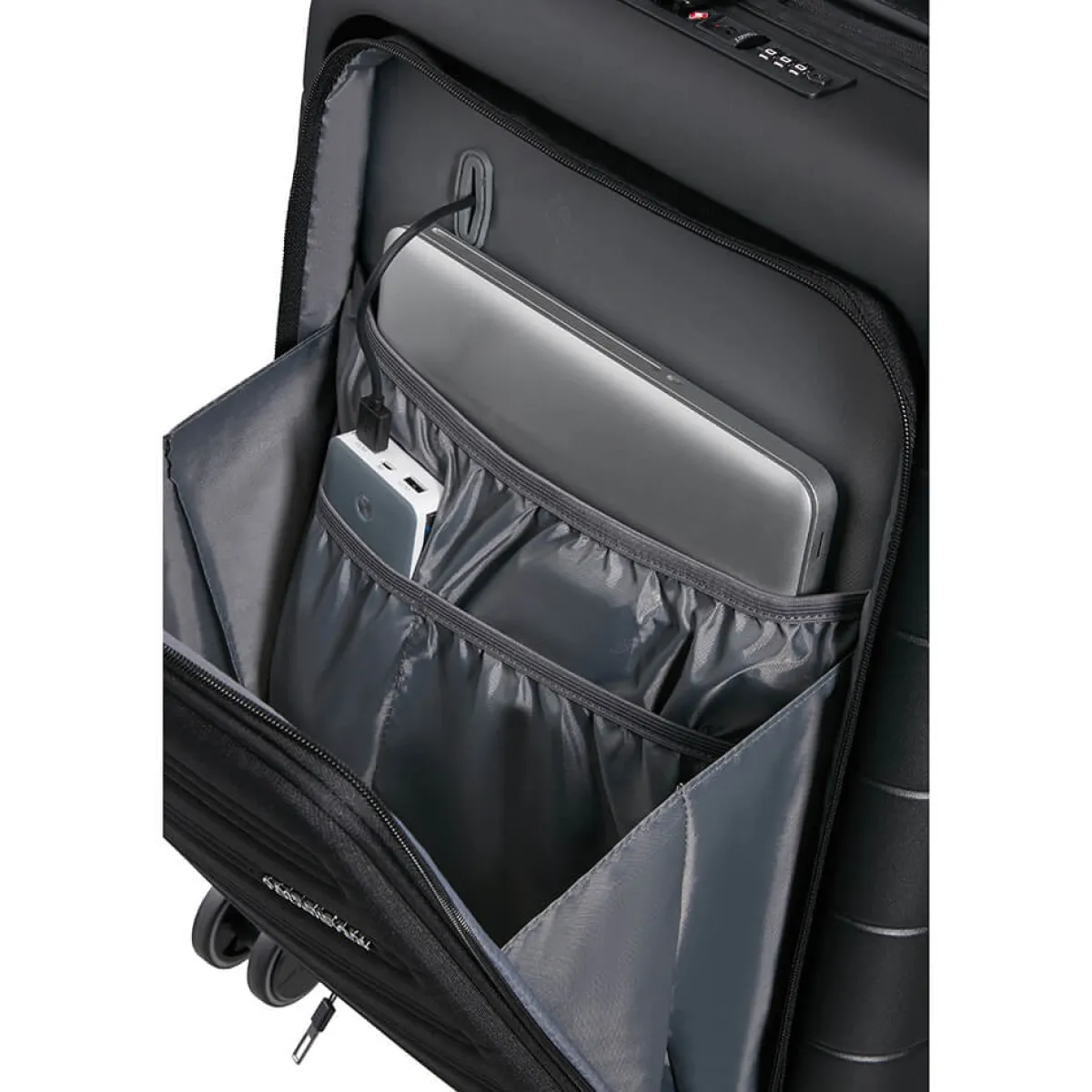Nova Stream Spinner 55/20 Expand Smart*American Tourister Sale