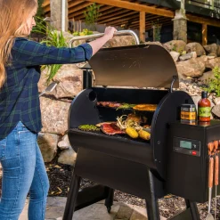 PRO D2 780*Traeger Hot