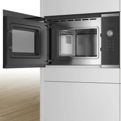 Serie 4 BFL523MS0 Inbyggnadsmikro Rostfritt Stål 800W*Bosch