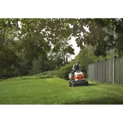 TC 220T med Uppsamlare*Husqvarna Outlet