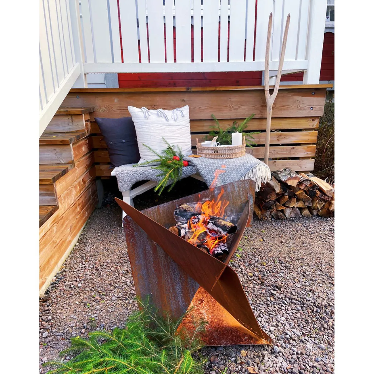 Triangel Inkl Fat Corten 64x64x54 cm