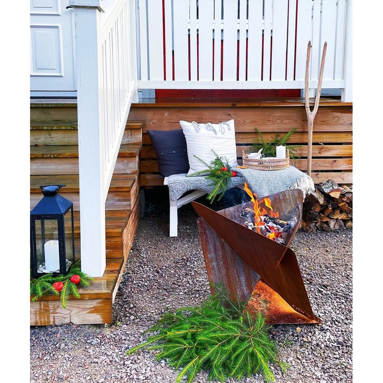 Triangel Inkl Fat Corten 64x64x54 cm