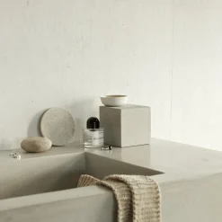 Wall & Water Brooklyn Betong Slät*BerryAlloc Discount