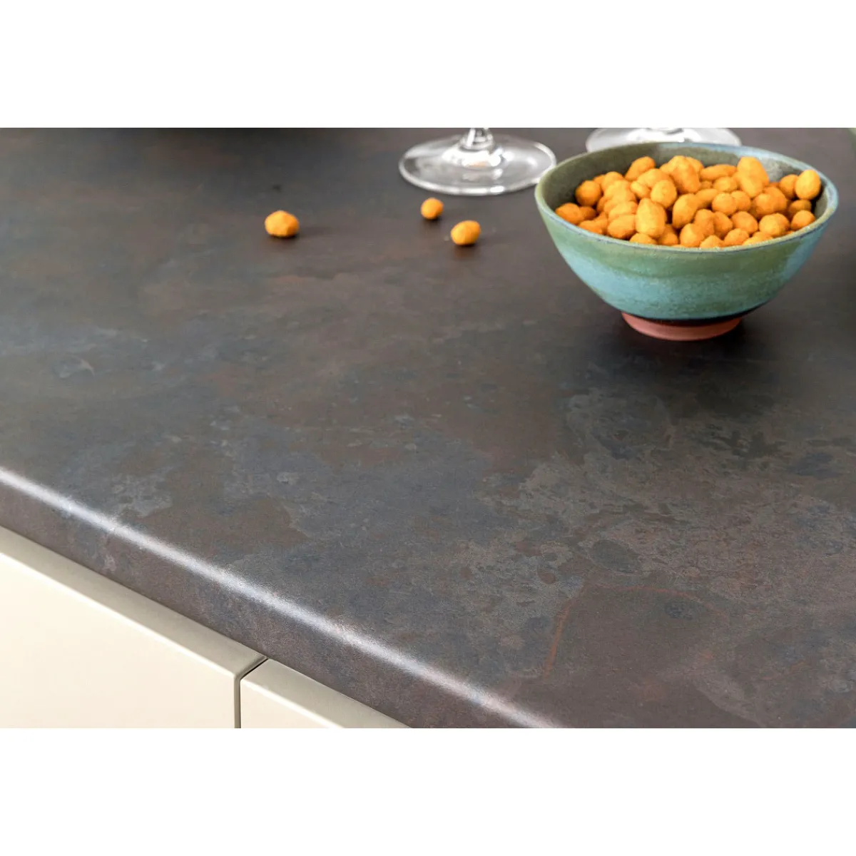 28x610x3000 R009-EM Rusty Iron*Wilsonart Sale
